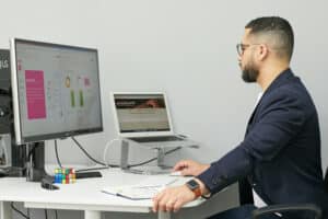 7 Ways AI Agents Will Revolutionize Your Business in 2025