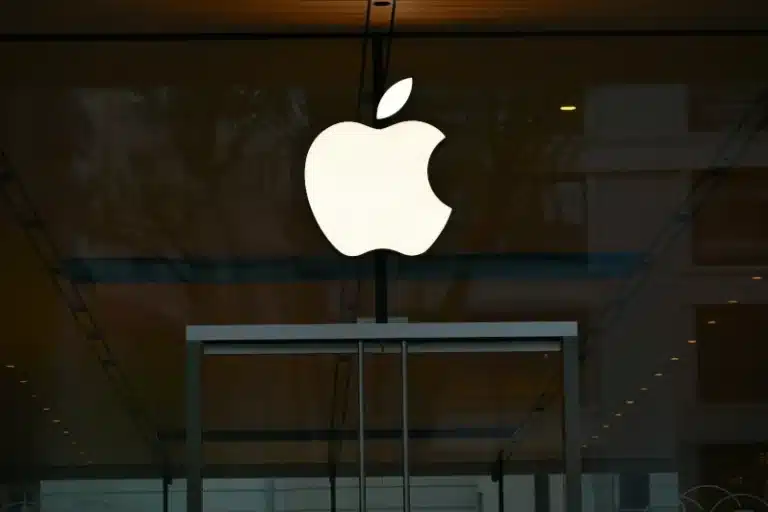 Apple Logo Apple Store Window